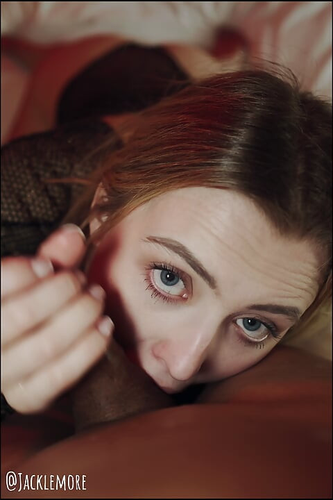 Śliczna brytyjska blondynka Lottie Lou POV Sex oralny