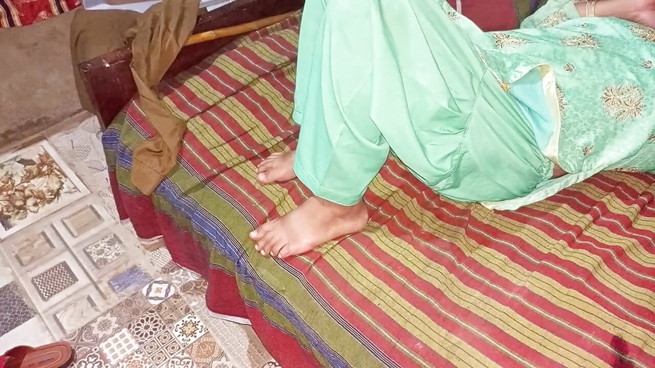 apne girlfrind ko school college me chod diya xxx (Hindi audio)