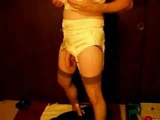 HOT SMOKIN' DILDO FUCKIN' GRANNY