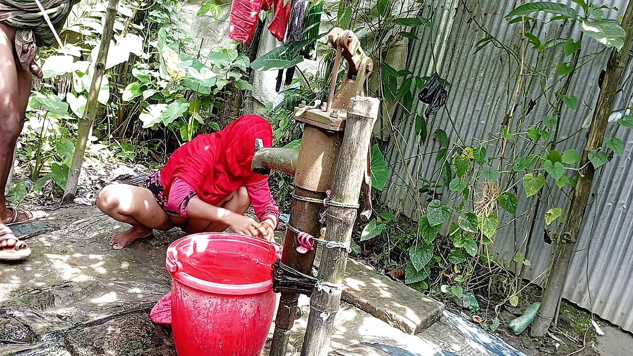 I fucked my village stepsister outside while she was taking a bath.