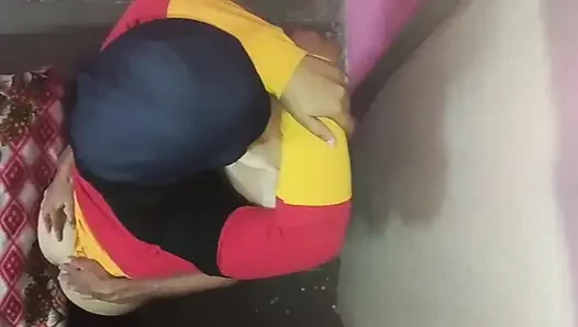 Seks kızları tam köylü kızlar xxx desi kız sıkı amcık çıplak xhamester'da sert sikişiyor