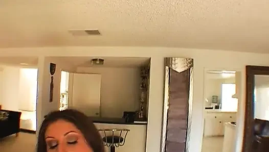 Sexy pOV mit einer heißen schlampe und einem großen harten schwarzen schwanz!