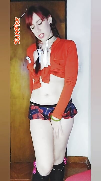 Shyyfxx Colegiala Tmida Descubierta Infraganti Y Abordada Por El Profe JOI