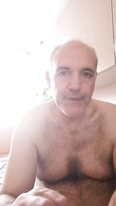 Penisini mastürbasyon Carlo sağlığın için iyi!