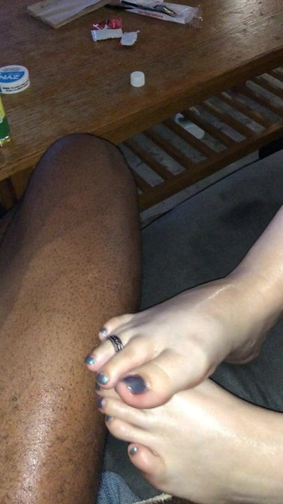 Cute toes footjob