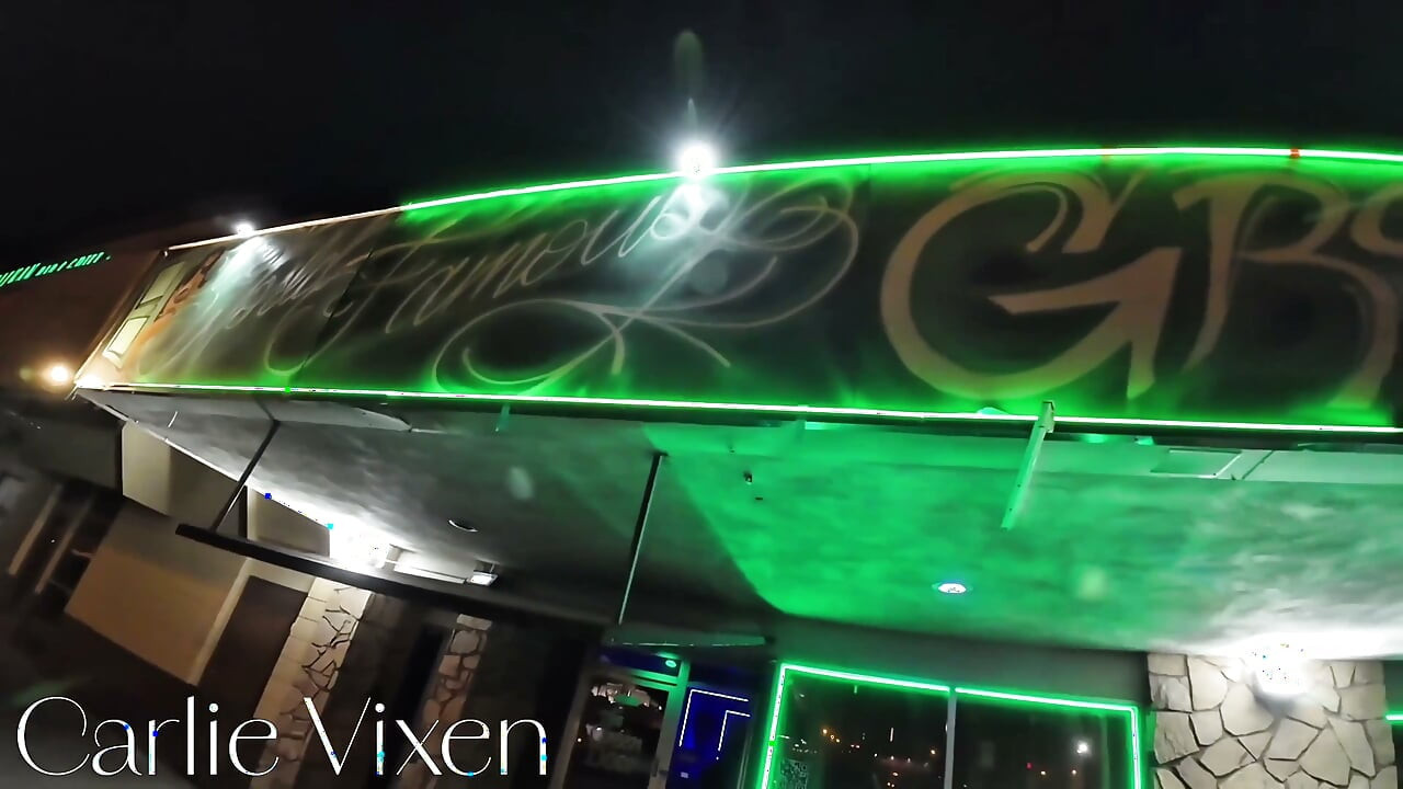4K Cum Drenched Slutwife Carlie Vixen Takes 5 Anonymous Cocks at Vegas Gloryhole