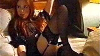 Karen Gillan - ciorapi sexy