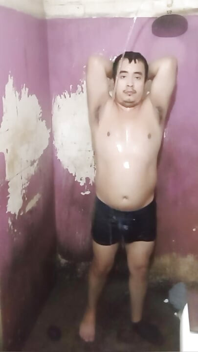 Jesus in Boxer Bathing Chapter 4