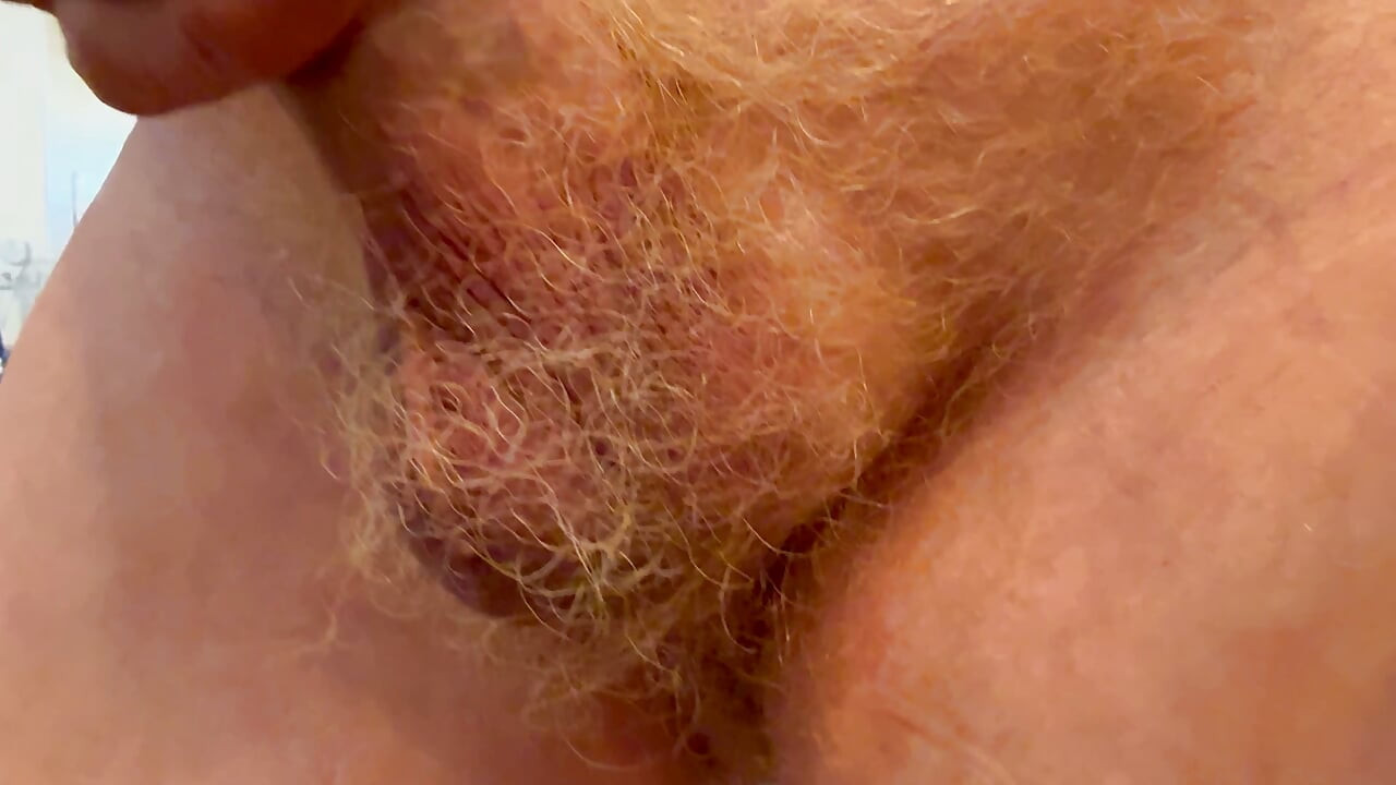 A Morning Wank with a Big Cum