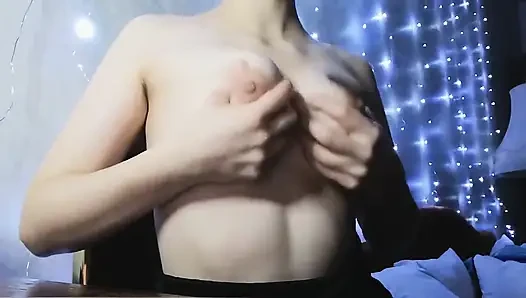 Накачка груди и игра с сиськами