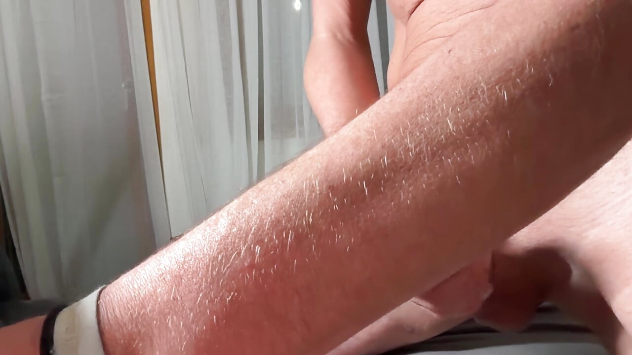 I love to jerk and cum while you look at me