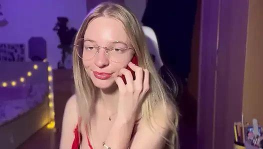 Acımasız meslektaşım iş yerinde sana zorbalık yapıyor asmr rol yapma