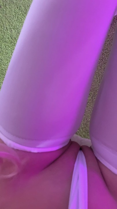 Bu küçük bakış senin için çok mu çekici?