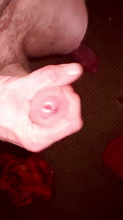 BWC Standing wank with cumshot!!!