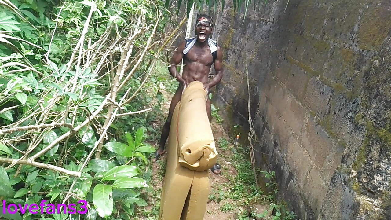 Moja tvrda guza kurva nije kod kuće, odlučila sam to učiniti ovako,