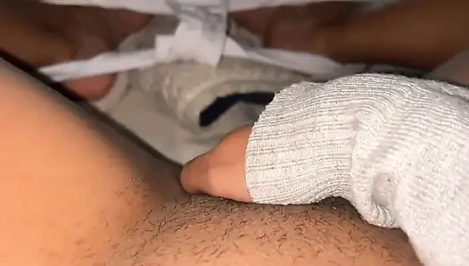 Sie haben die Siririca schlagen, bevor sie den Unterricht geben, der Lehrer schlägt die Siririca.