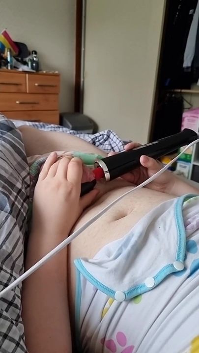 Cumming hard in diaper using a Wand