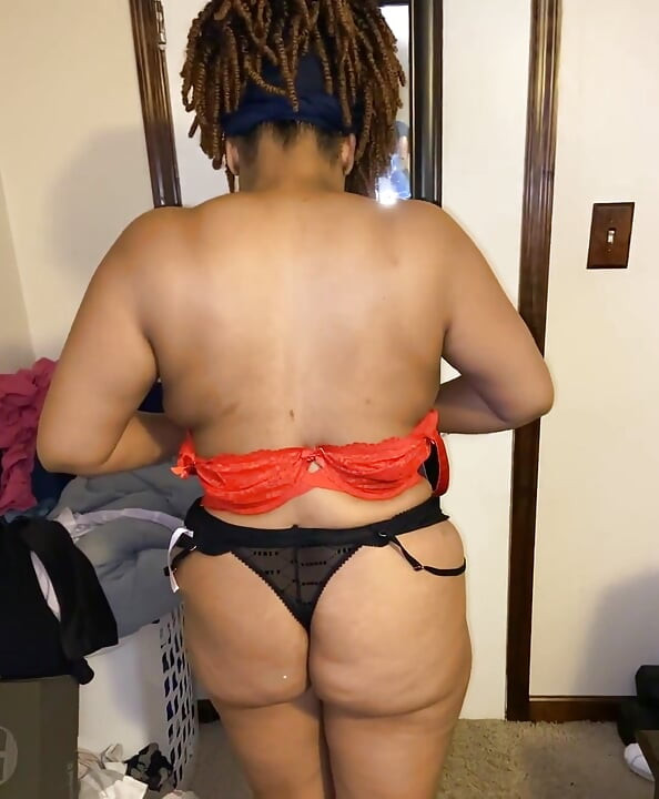 Ebony Gets New Lingerie