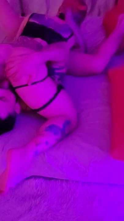 Curvy Gothic girl with a deep throat and a hard-fucked pussy. | Clip 3