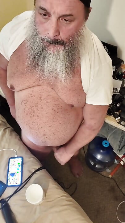 Bear Stepdaddy Cock