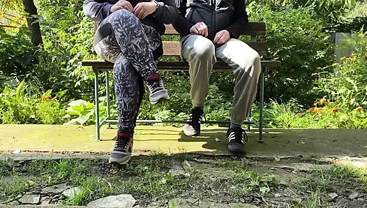 Üvey annen de mi yapıyor?