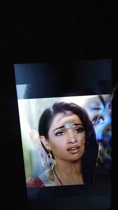 Tamanna piss tribute on her birthday nit