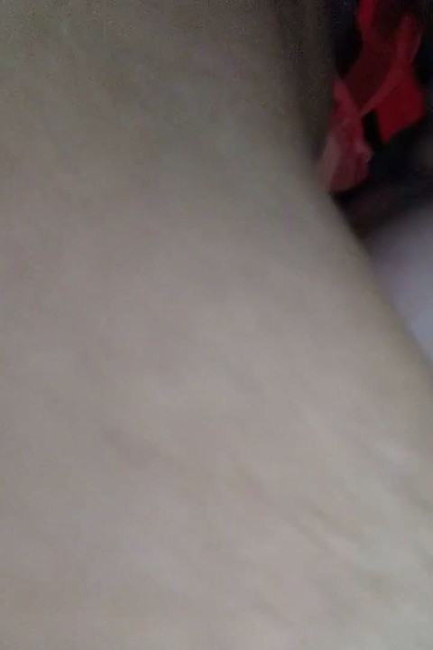 Bi-train folla con mi marido cornudo y mi toro negro en un trío bisexual