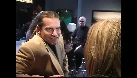 Amcığımı sik ve götümü sik. İnlememe ve fışkırtmama izin ver!