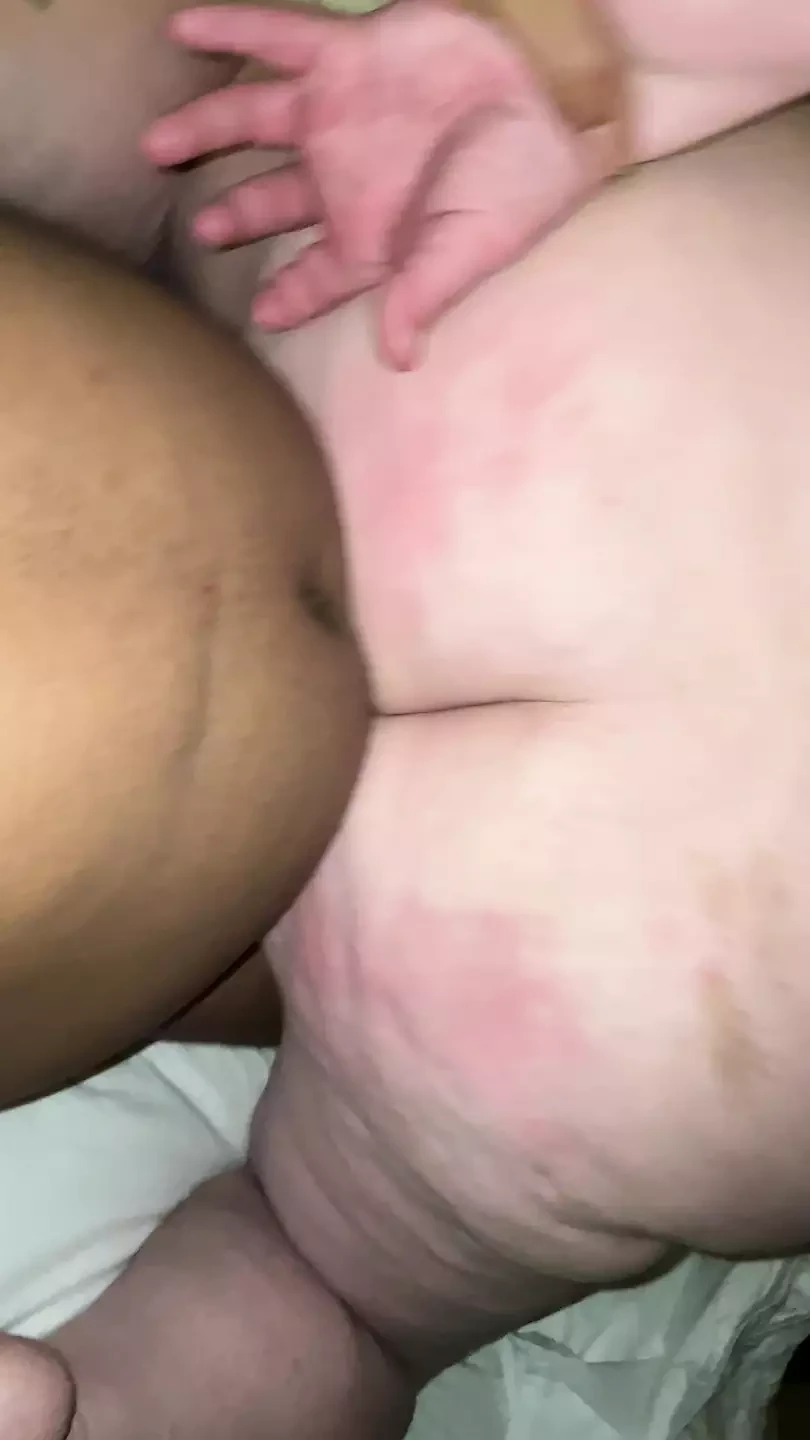 Bbw rides reverse cowgirl