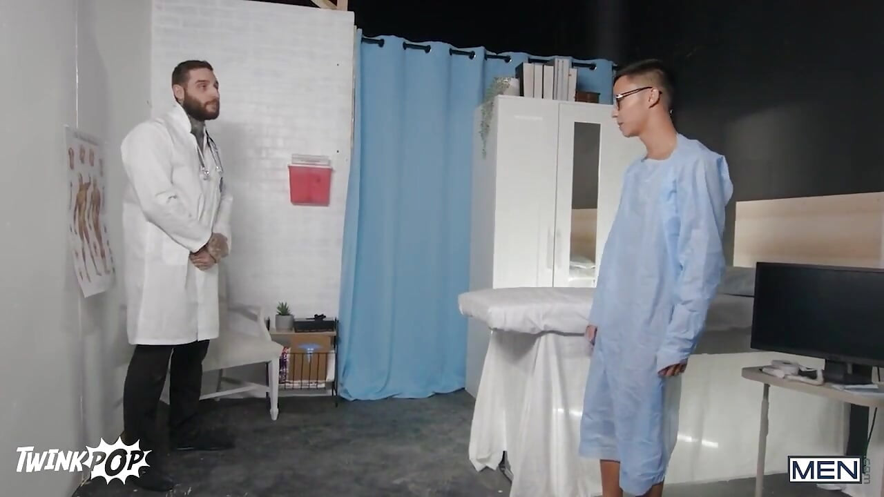 Twinkpop  - Dr. Tony D'Angelo is peeking through the gloryhole he found, watching the nurses fucking in the next room