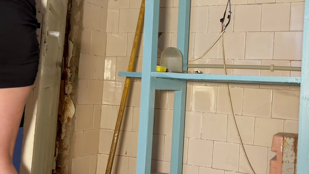 Ruw met mijn stiefzus,voordat de ouders terugkwamen,kreeg ze haar dosis sperma!!!!!!