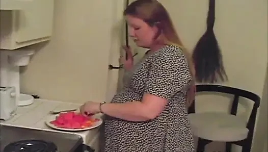 Big Nipple Pregnant Red Head Dildo Pussy Kitchen Belly Bust