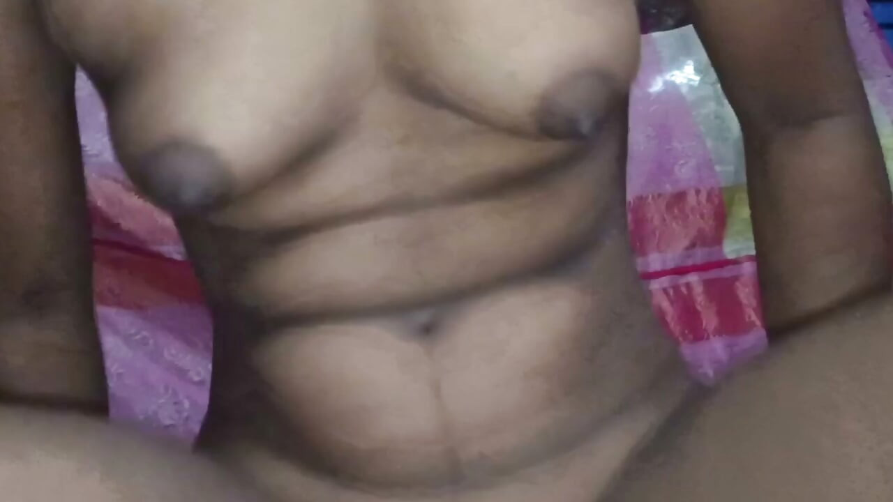 Viral sexy video of a Bangladeshi woman with her older sister's friend.