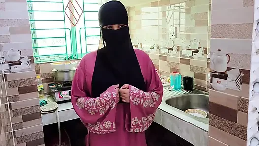 Please sir fuck my tight pussy once again Desi hijabi maid chudai xxx