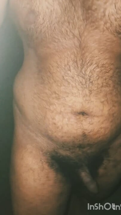 Desi nackter indischer mallu Kerala mann, der nachts komplett nackt auf straßen geht