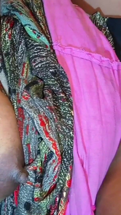 Pati ne apne patni ko romantic mood se chut ki chudai kiya  aur chut ka maza liya . Indian desi village hindi viral… | Clip 1
