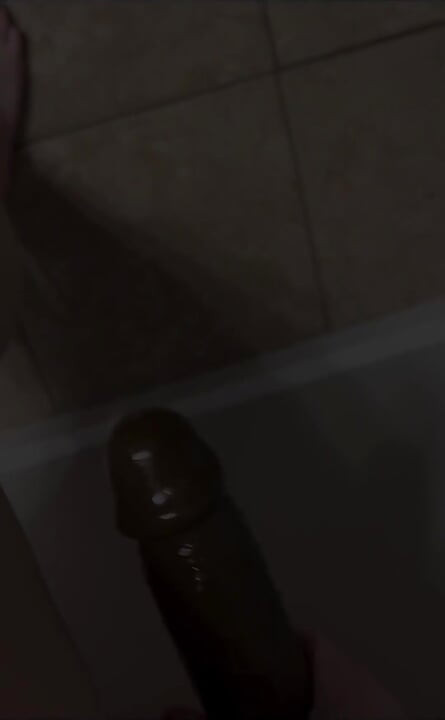 I love this huge BBC dildo