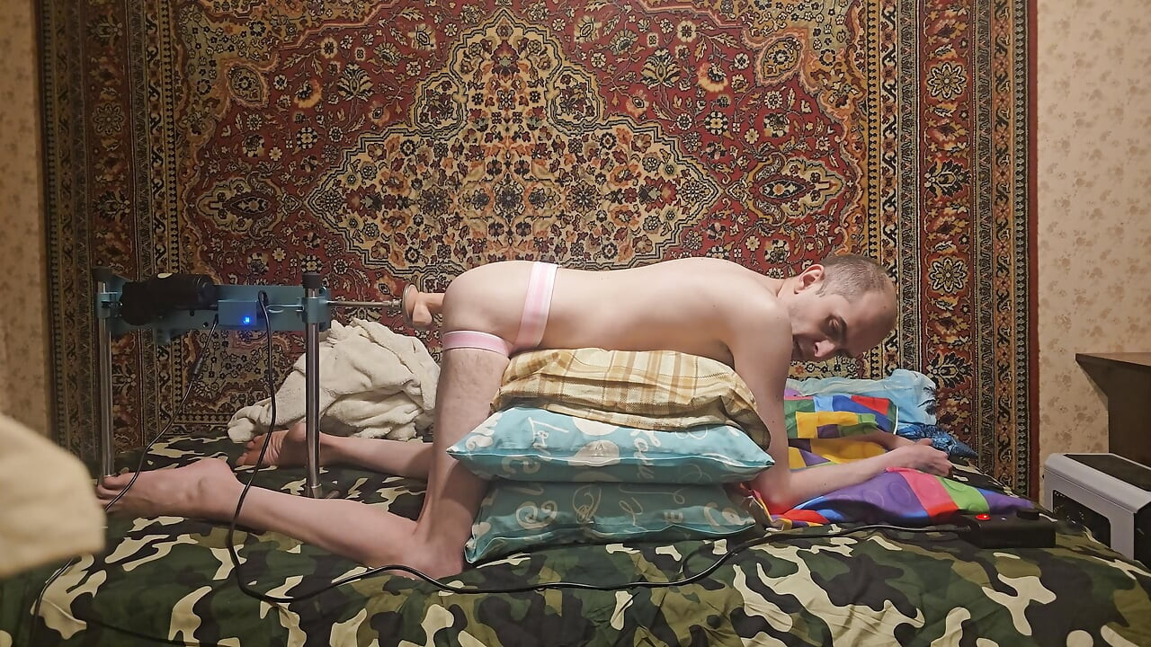 Sasha Earth homemade amateur anal Fucking Machine