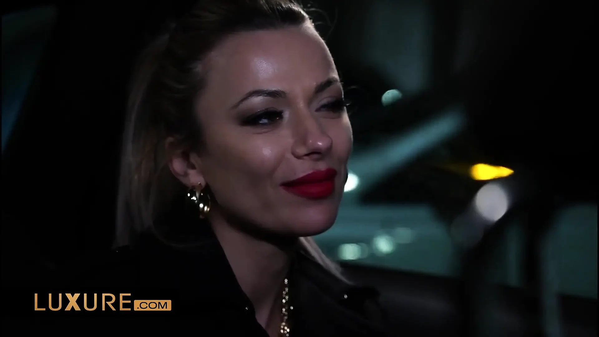 Shalina Devine,ricky Mancini - handjob,redhead