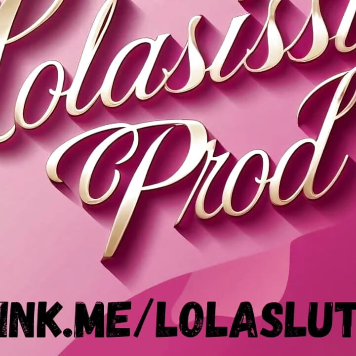 Cele mai bune scene cu Sissy Lola se distrează ca un pic cu ținutele ei ultra sexy