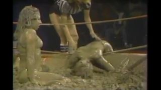 Cindy Yrigollen vs Sue Bowser