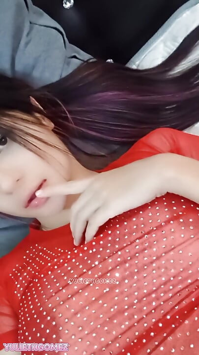 Watching My Perverted Stepsister While Our Parents Are Out of Town