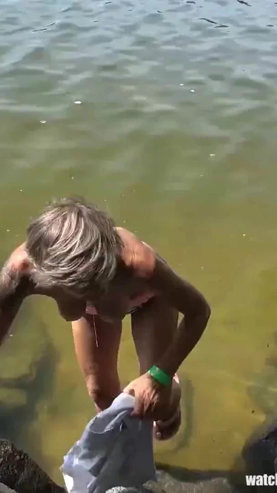 Nezaboravni trenutak od "Prelepa baka puši mladi kurac"