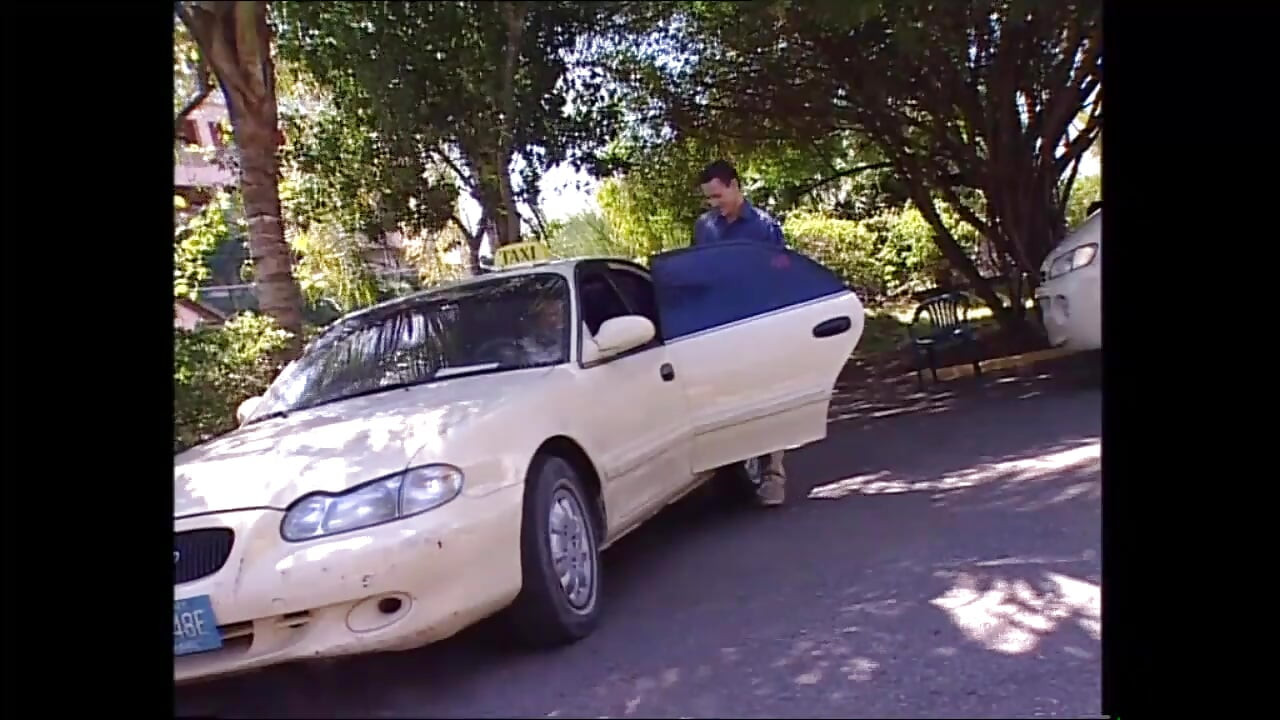 复古熟女色情电影在没有看到渗透的情况下性交