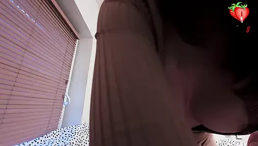 Bu tatlı esmer için iki orgazm - ıslak amcık yalama ve bol boşalma