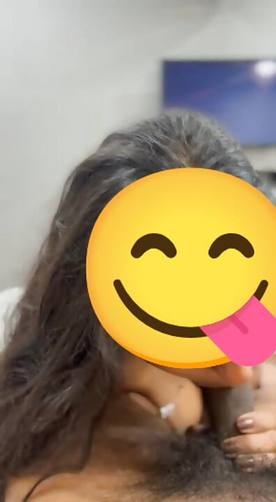 Pacar toket biseksualku dengan pantat montok lagi asik ngentot habis-habisan.