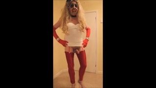 Transexual puta en leggings rojos