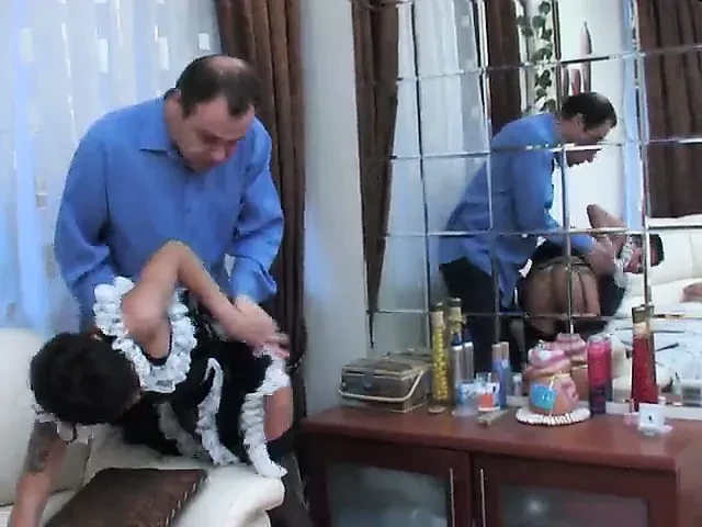 Proprietário puniu a empregada por roubo