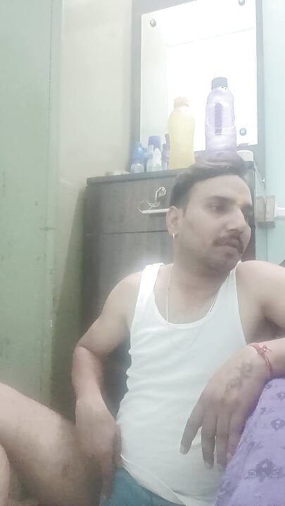 Indian desi man enjoy shower and masterbation show with neighbour and army officer