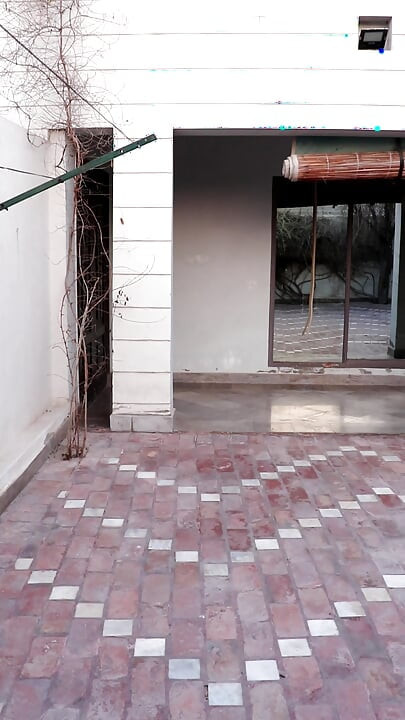 Mota or Sakhta Lund is Gaand ko Chahya Bund Marwaanay Kay Liya